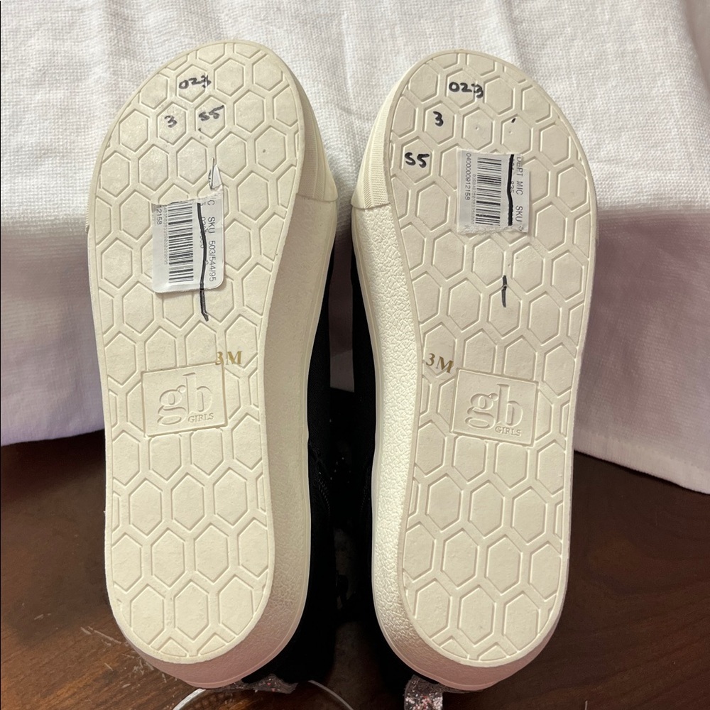 GB Girls Black High-Top Sneakers with Colorful Patches - Picture 11 of 15